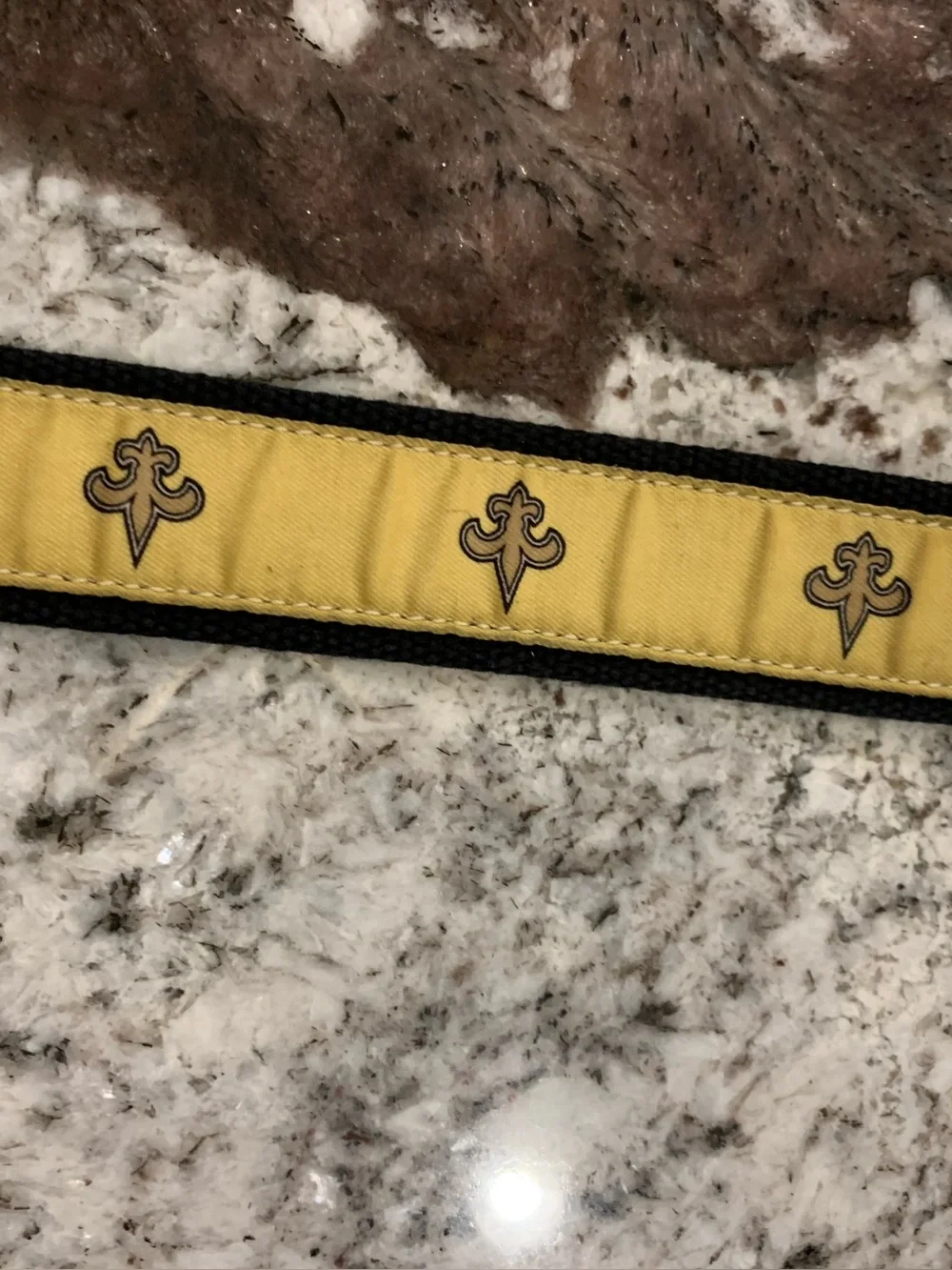Vineyard vines fleur-de-lis belt size 38 New Orleans Saints